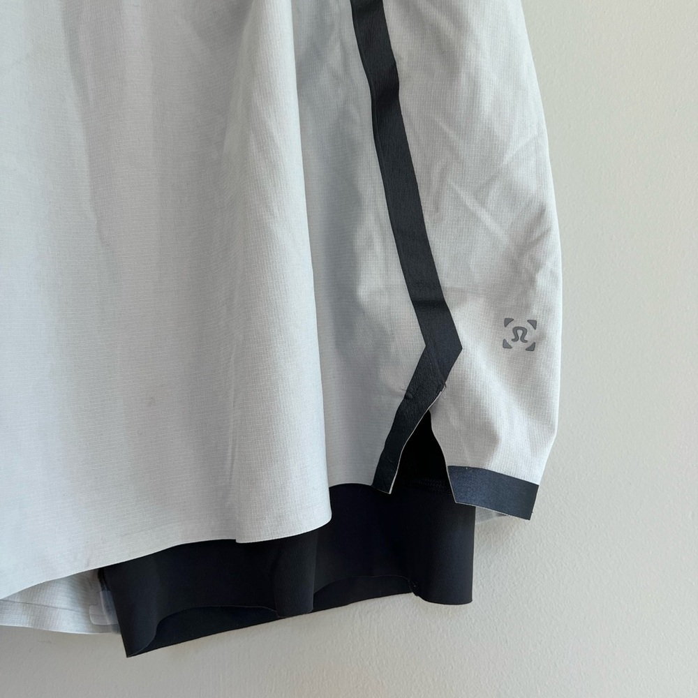 Lululemon Men's Surge Lined Lightweight White Athletic Shorts 6” Zip Pocket, XXL - Picture 3 of 9